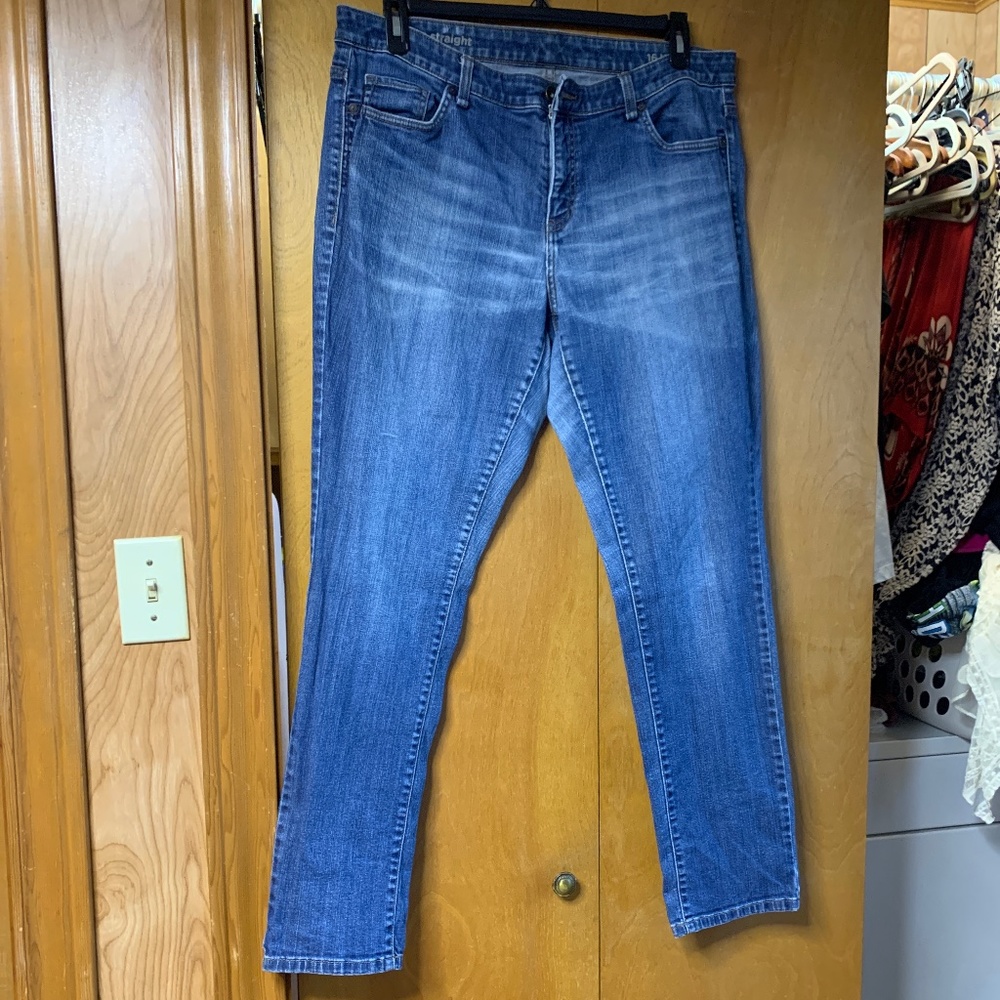 Slim straight jeans